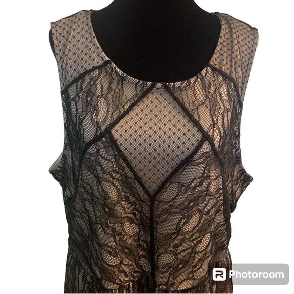 Forever 21 plus black lace dress 2X - Picture 2 of 6